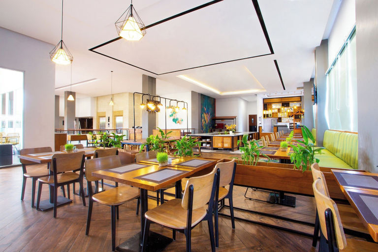 Food & Drinks 5, Grand Zuri Ketapang, Ketapang