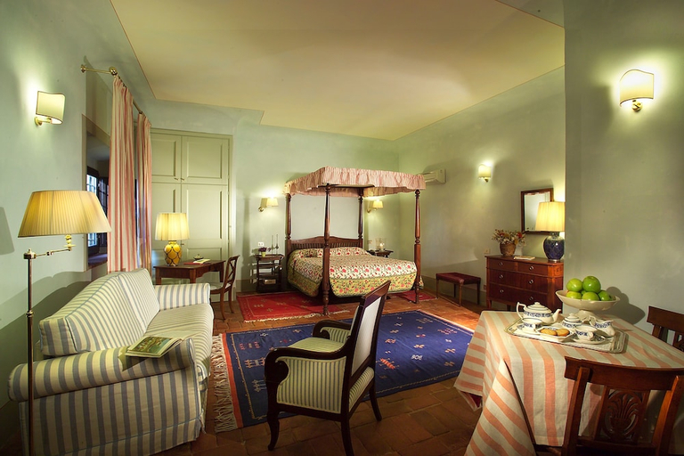 Bedroom 3, Villa Il Poggiale, Florence