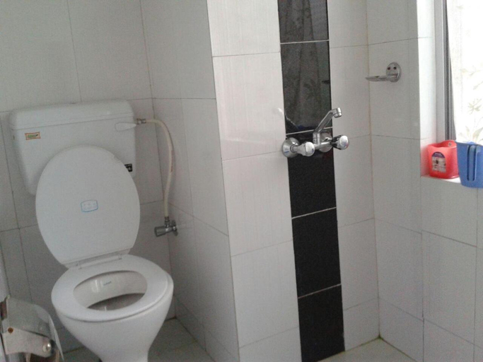 Bathroom 2, Vamoose Salakha, Darjiling