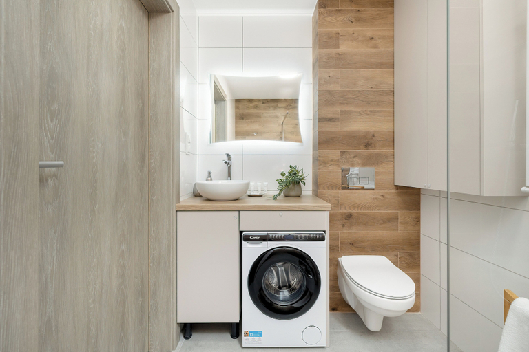 Bathroom 4, Studio Ogródek Blisko Plaży by Renters, Kołobrzeg