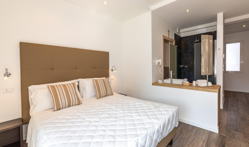Others 4, Hotel Mayer, Venezia