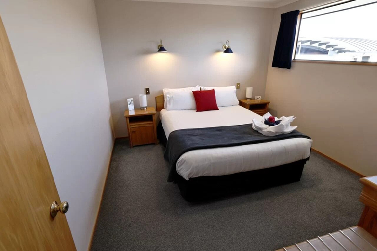 Bedroom 3, Baywatch Motor Lodge, Timaru