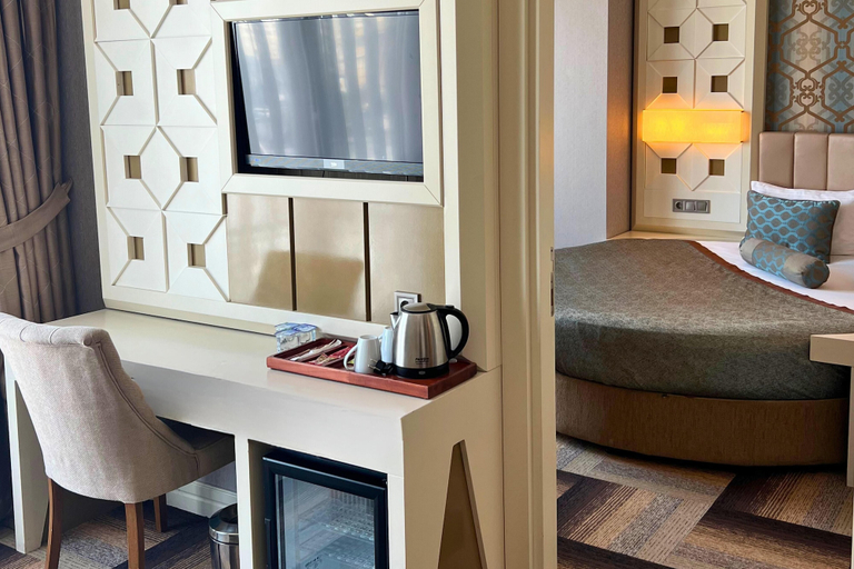 Bedroom 3, The Grand Mira Hotel, Pendik