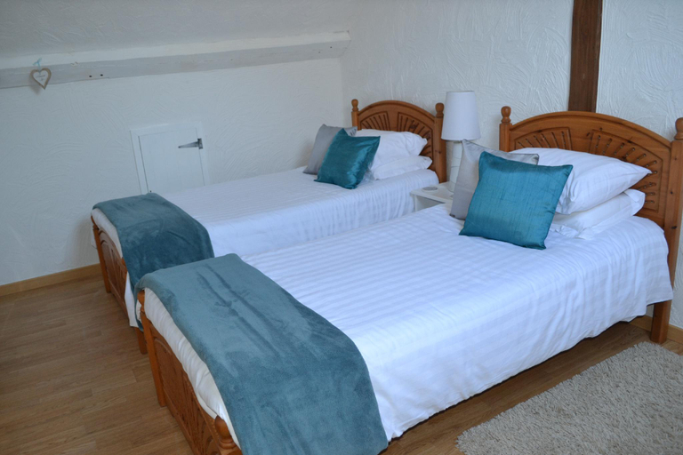 Bedroom 2, Hirondelle Farm - Le Papillon, Twin Bedroom, Loire-Atlantique