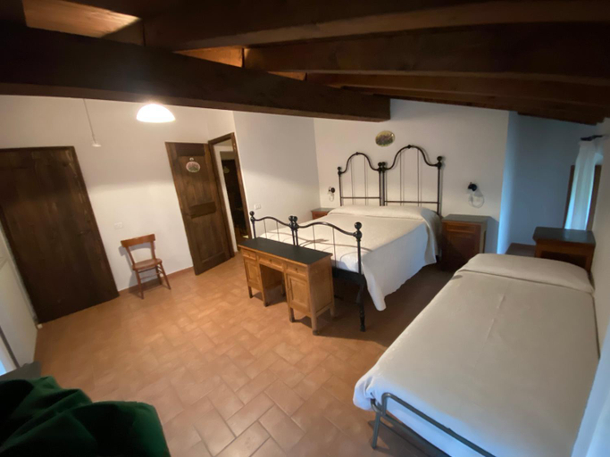 Others 2, Agriturismo Prunara Farmstead F.lli Santoli, Bologna