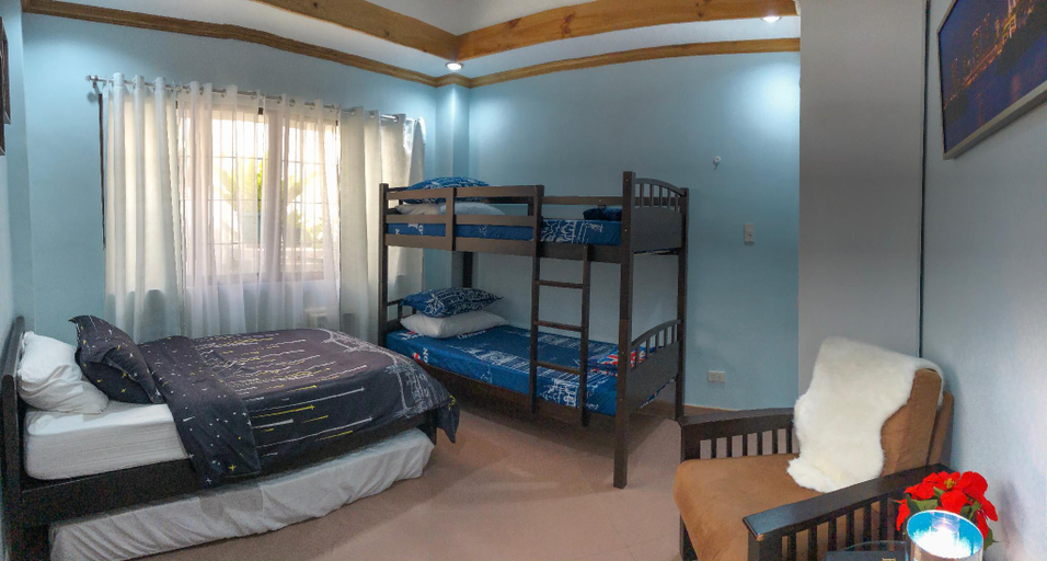 Bedroom 2, UFH Room #3 for 3-5 Guests, Cebu City