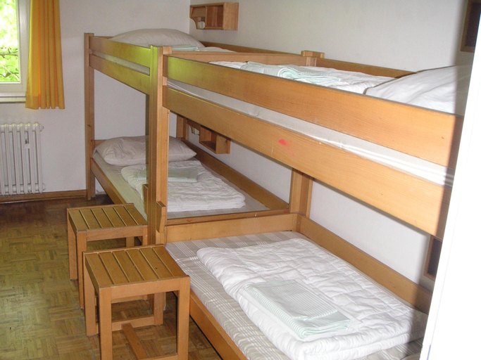 Bedroom 2, Youth Hostel Bonn, Bonn