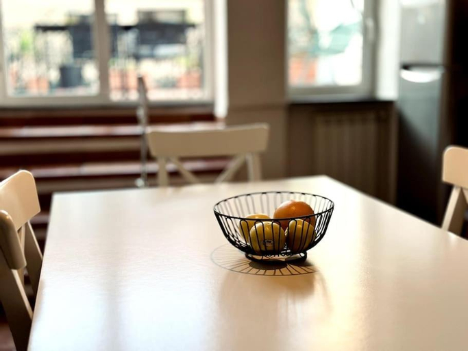 Food & Drinks 4, La terrazza sul centro, Savona