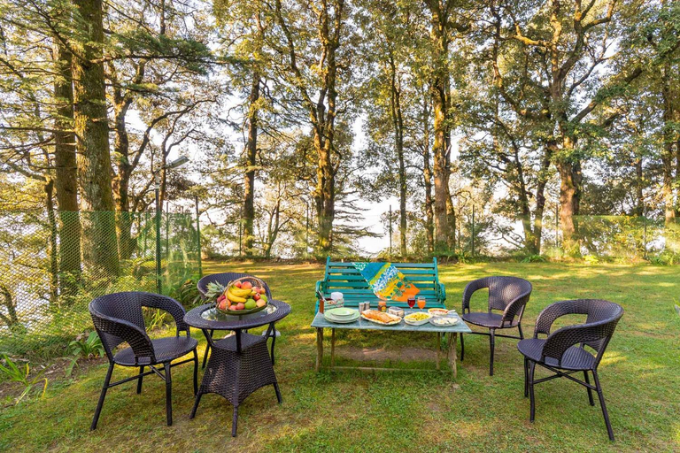 Food & Drinks, StayVista at 8Oaks, Chamba