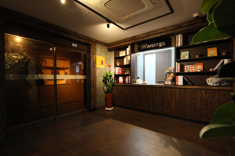 Public Area 2, R Motel, Busanjin
