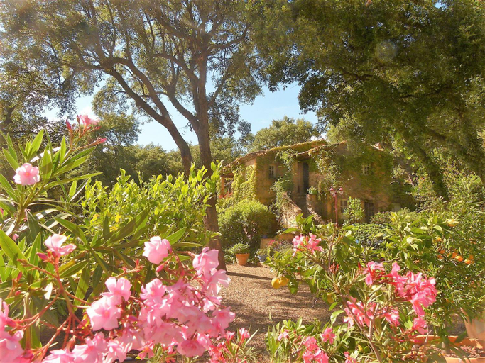 Others 4, Le Bastidon Saint-Michel, Var