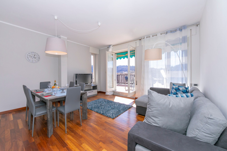Others 4, Appartamento Il Golfo Lake View, Varese