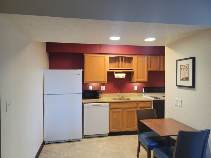 Others 5, Value Suites Extended Stay - St Louis, Saint Louis