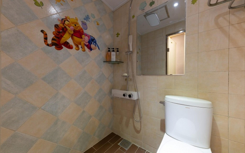 Bathroom 4, Ansan Can, Hwaseong