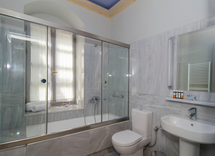 Bathroom 2, Hotel Archontiko Anyfanti, Peloponnese