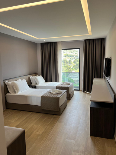 Bedroom 2, Joelle Premium Hotel, Sarandës