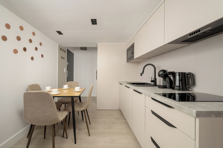 Others 4, Cosy Studio for 4 People by Renters, Środa Śląska
