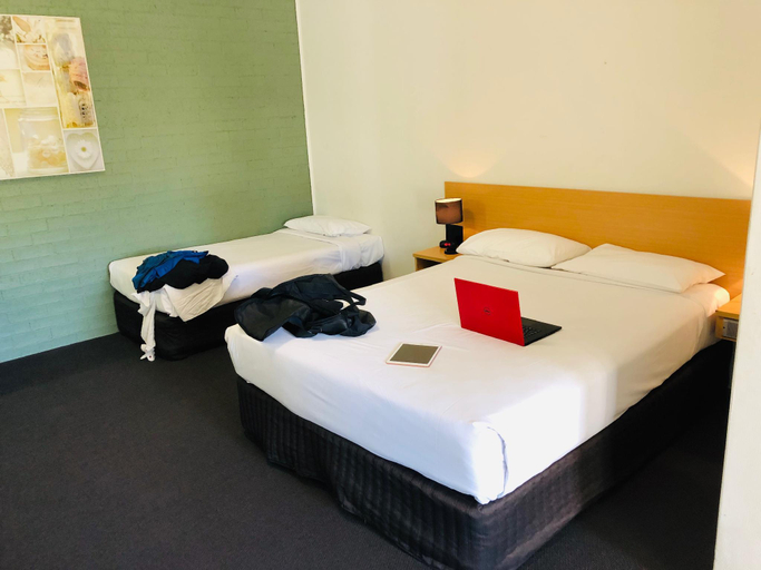 Bedroom 6