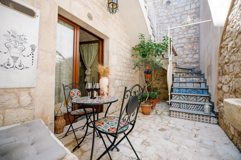 Others 4, Le Cacinare, Ragusa