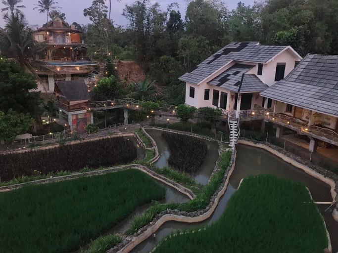 Others 4, Caringin Bungalows, Bogor
