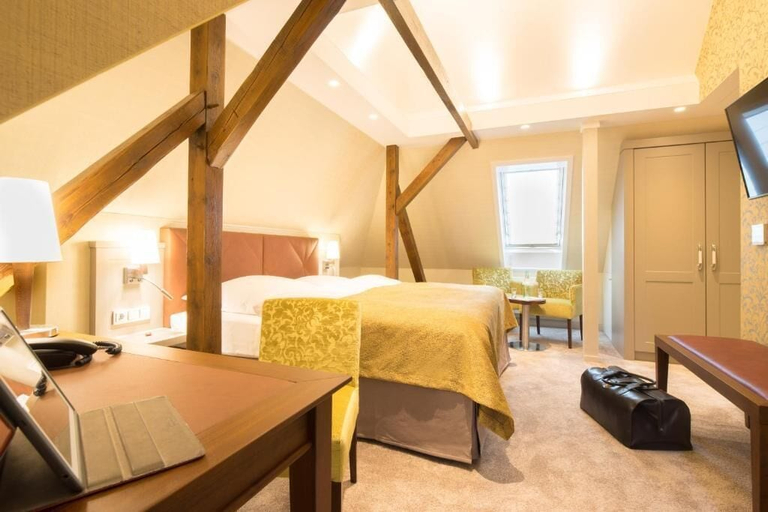 Bedroom 2, Parkhotel Gueldene Berge, Burgenlandkreis