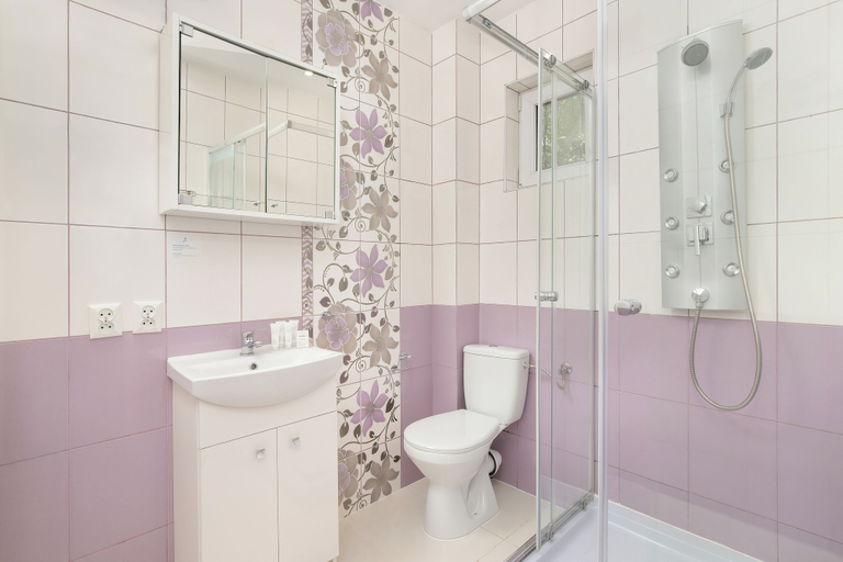 Bathroom, Dom Słoneczna z Sauną i Balią by Renters, Kartuzy