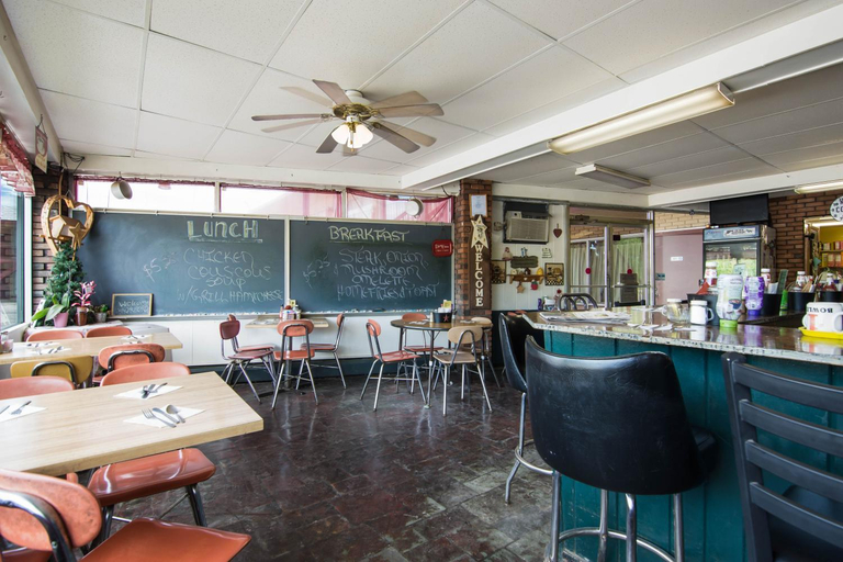 Food & Drinks 4, Knights Inn Amsterdam NY, Montgomery
