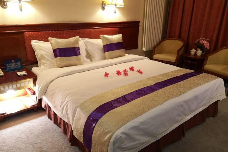 Bedroom 4, Dong Fang Hotel, Beijing