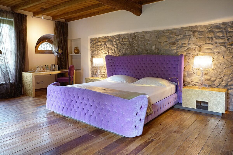 Bedroom 2, 1711 Luxury Guest House, Lecco