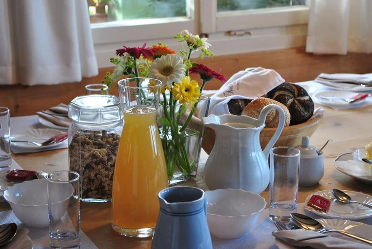 Food & Drinks, Großzugige Ferienwohnung am Skigebiet Bodele mit Rheintalblick, Dornbirn