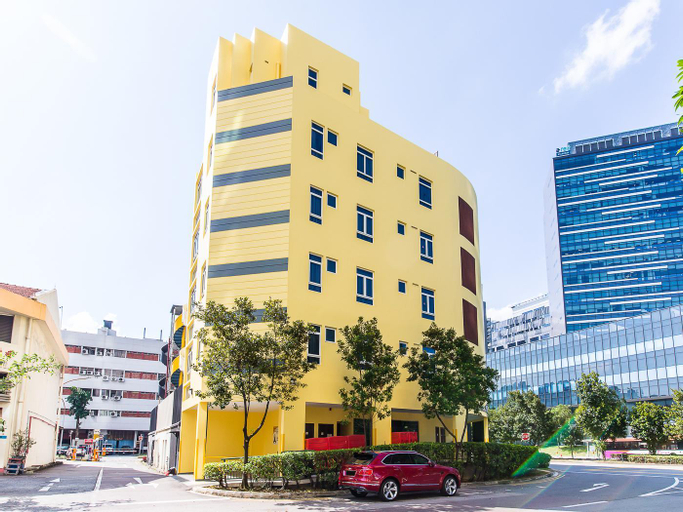 Exterior 1