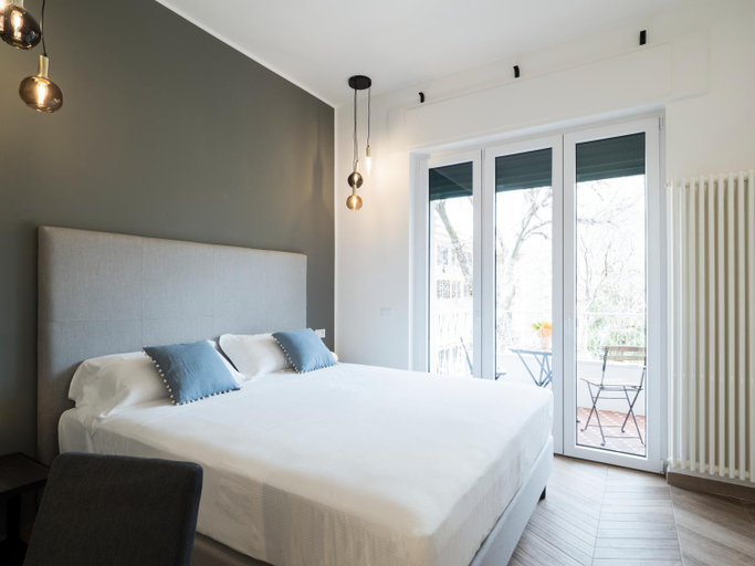 Bedroom 2, Savoia Rooms Roma, Rome