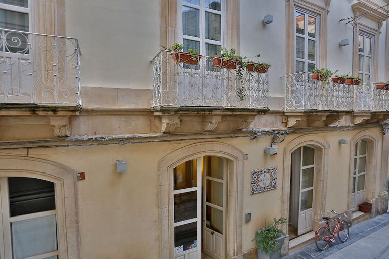 Exterior & Views 2, Hotel Gargallo, Syracuse