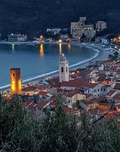 Residenza Tra Le Torri, Savona