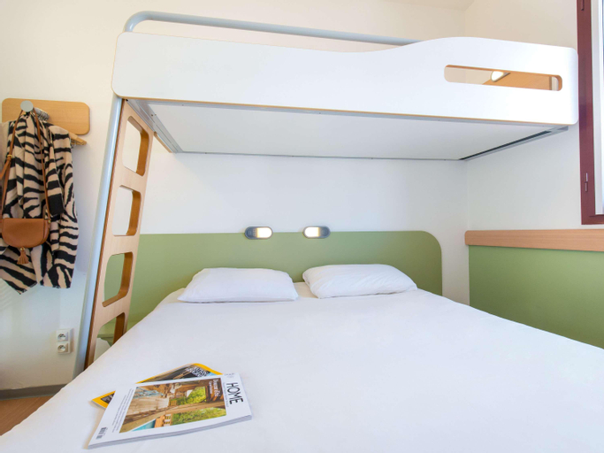 Bedroom 10