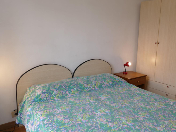 Bedroom 2, Apartment Magnolia by Interhome, Imperia