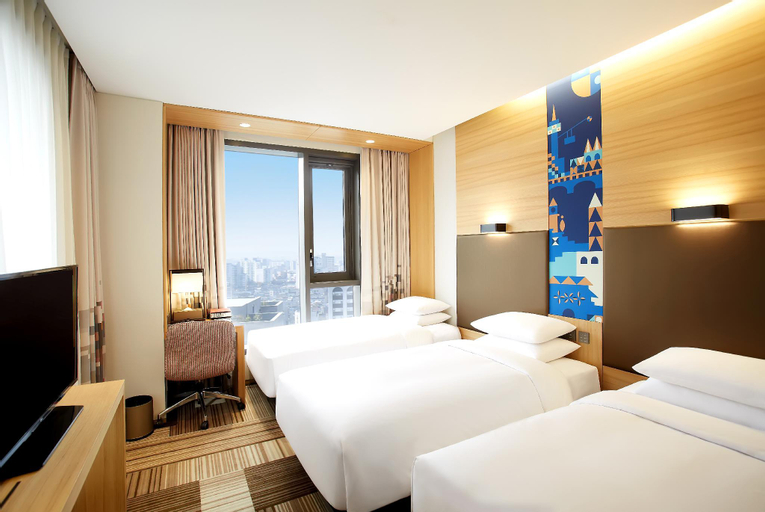Bedroom 27