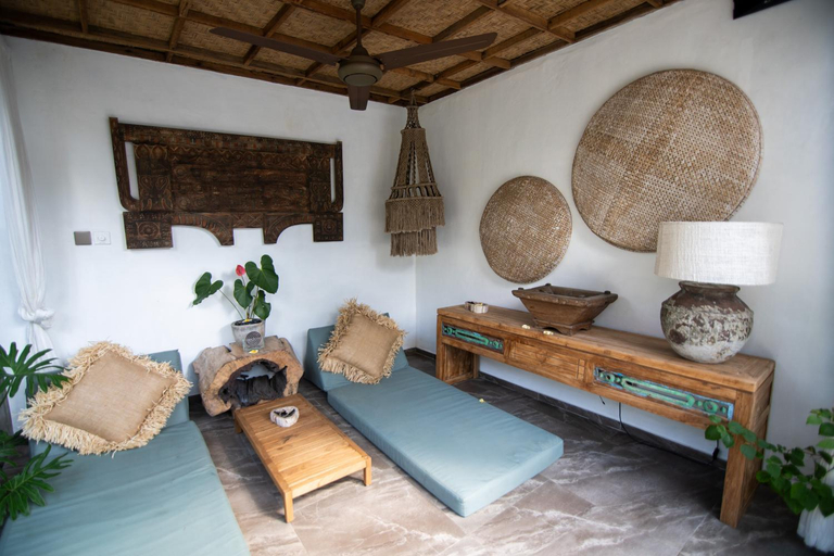 Others 5, Villa Loba, Badung