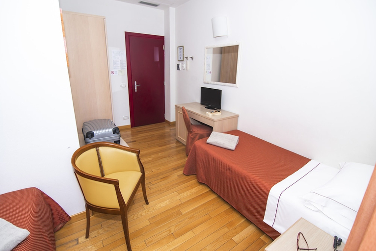 Bedroom 2, Hotel La Colonna, Siena