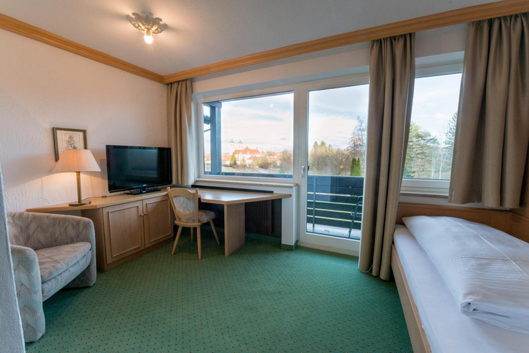 Bedroom 4, Hotel St. Ulrich Garni, Unterallgäu