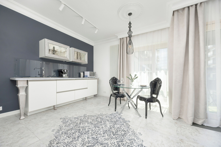 Others 5, Warsaw Apartment by Renters Prestige, Warsaw