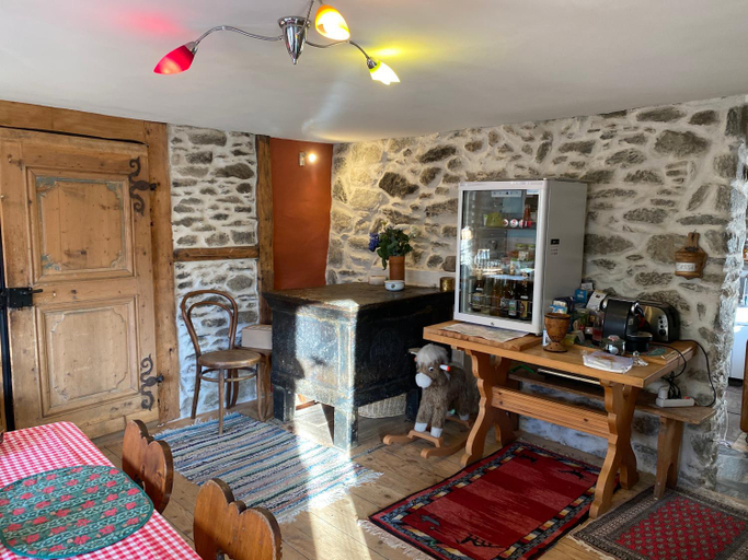 Others 4, Casa Vegana, Surselva