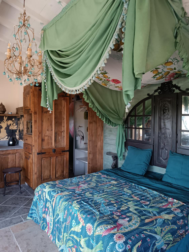 Bedroom 2, La Boheme, Drôme