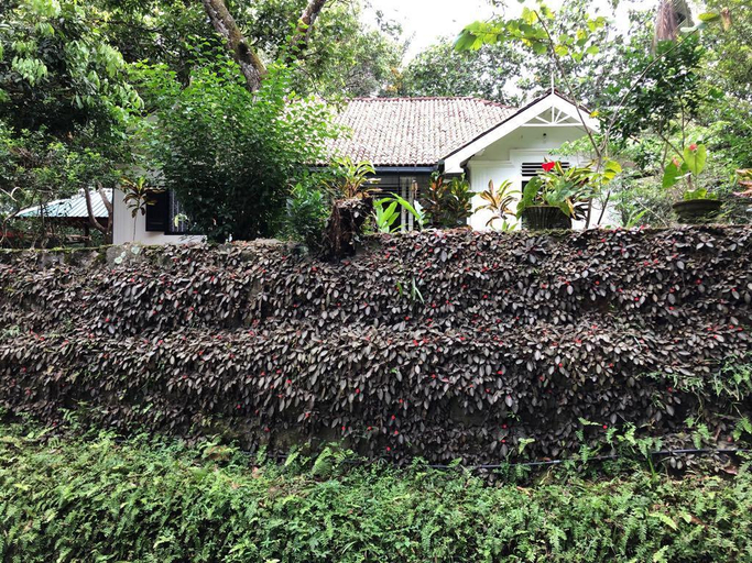 Others 2, “Green Acres” Heritage Bungalow, Welivitiya-Divithura