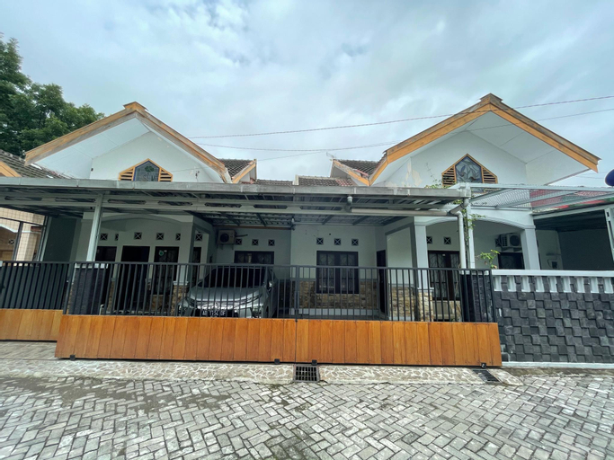 Mendiro Griya Syariah, Sleman
