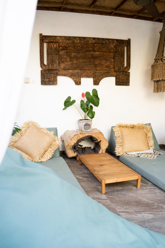 Others 4, Villa Loba, Badung