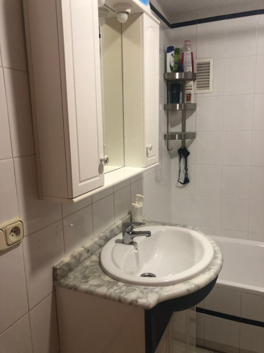 Bathroom 4, Apartment Concordia, Alicante