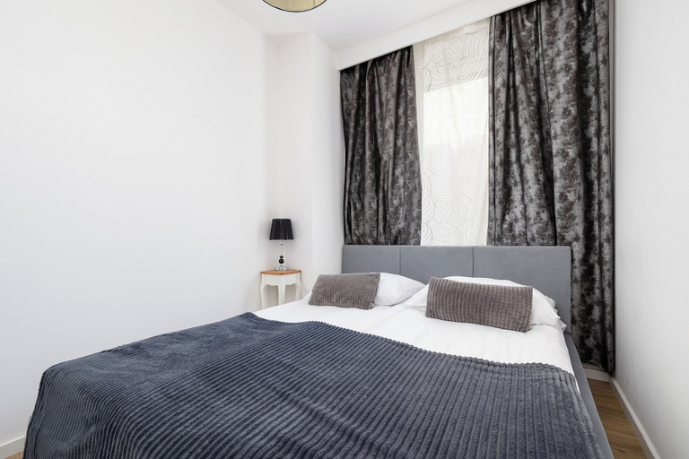 Bedroom 3, Black & White Szczecin by Renters, Szczecin