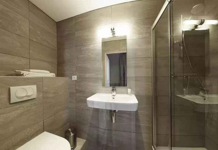 Bathroom 4, Hotel Vaubecour, Rhône