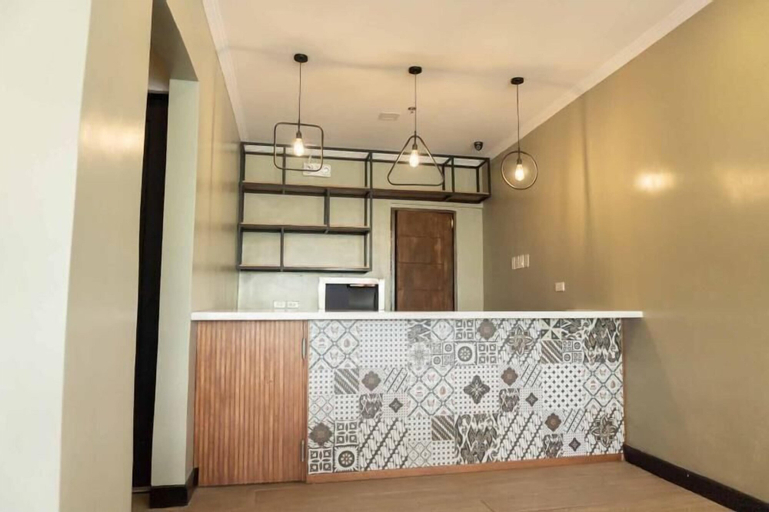 Reddoorz Plus Near Bamboo Organ Las Pinas, Las Piñas